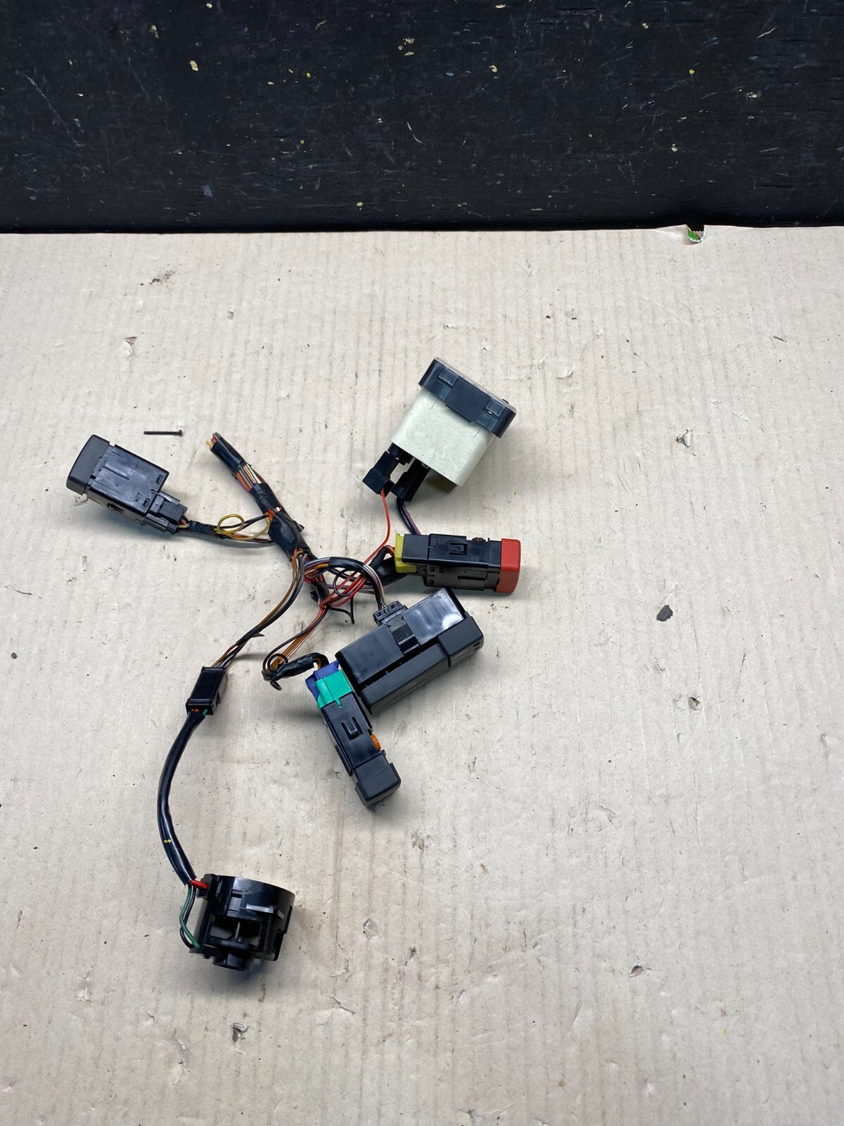 1995 to 2002 Range Rover 4.6 OEM Dash Hazard Traction Fog Clock Switch O33734