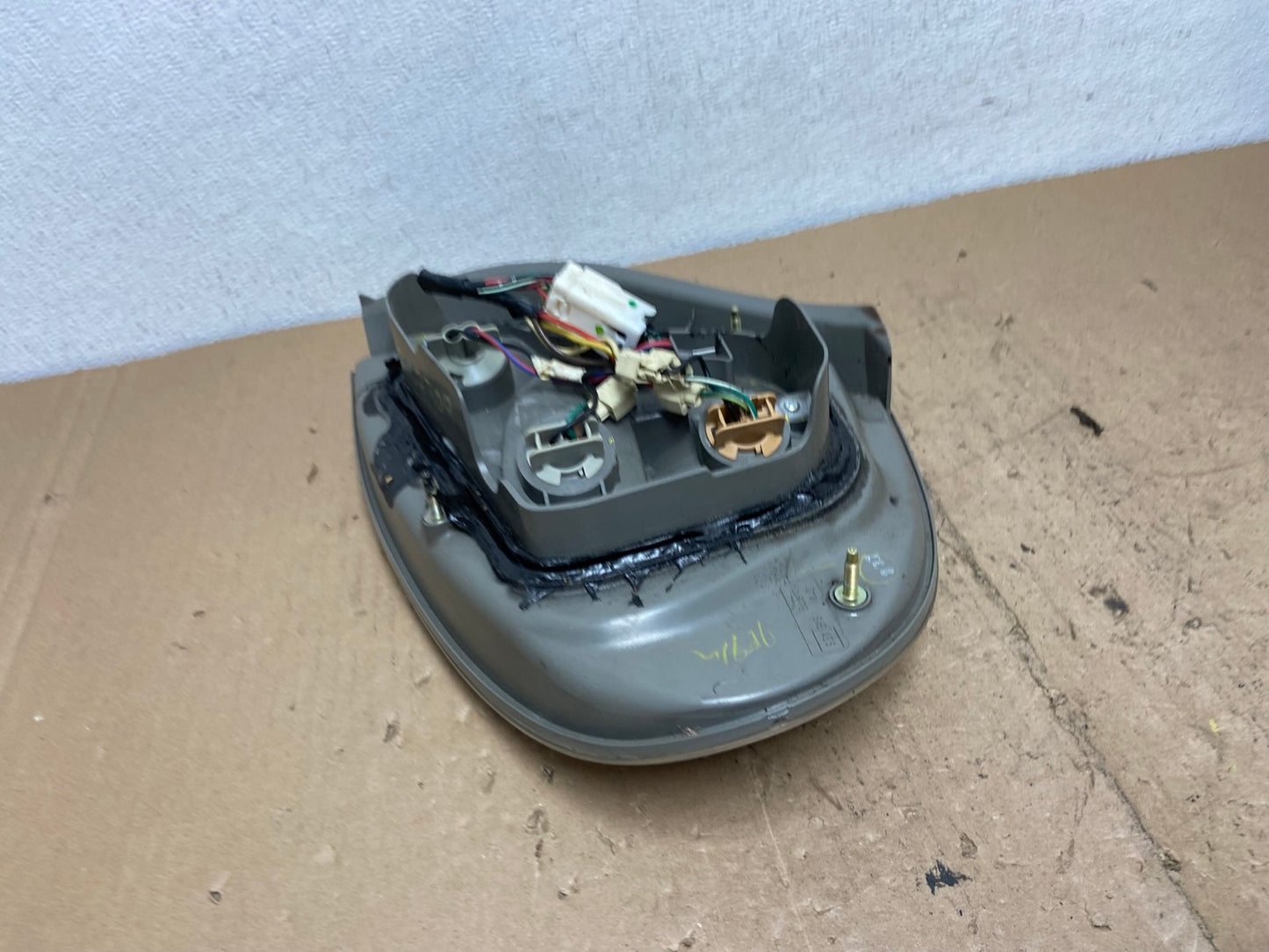 2002 2003 Nissan Maxima Left Driver Lh Side Tail Light AC7309 LK6