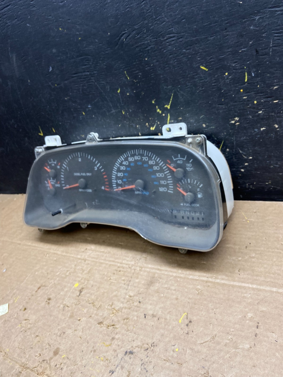 2002 Dodge Ram 2500 V10  Instrument Speedometer Gauge Cluster OEM W9824 DG1