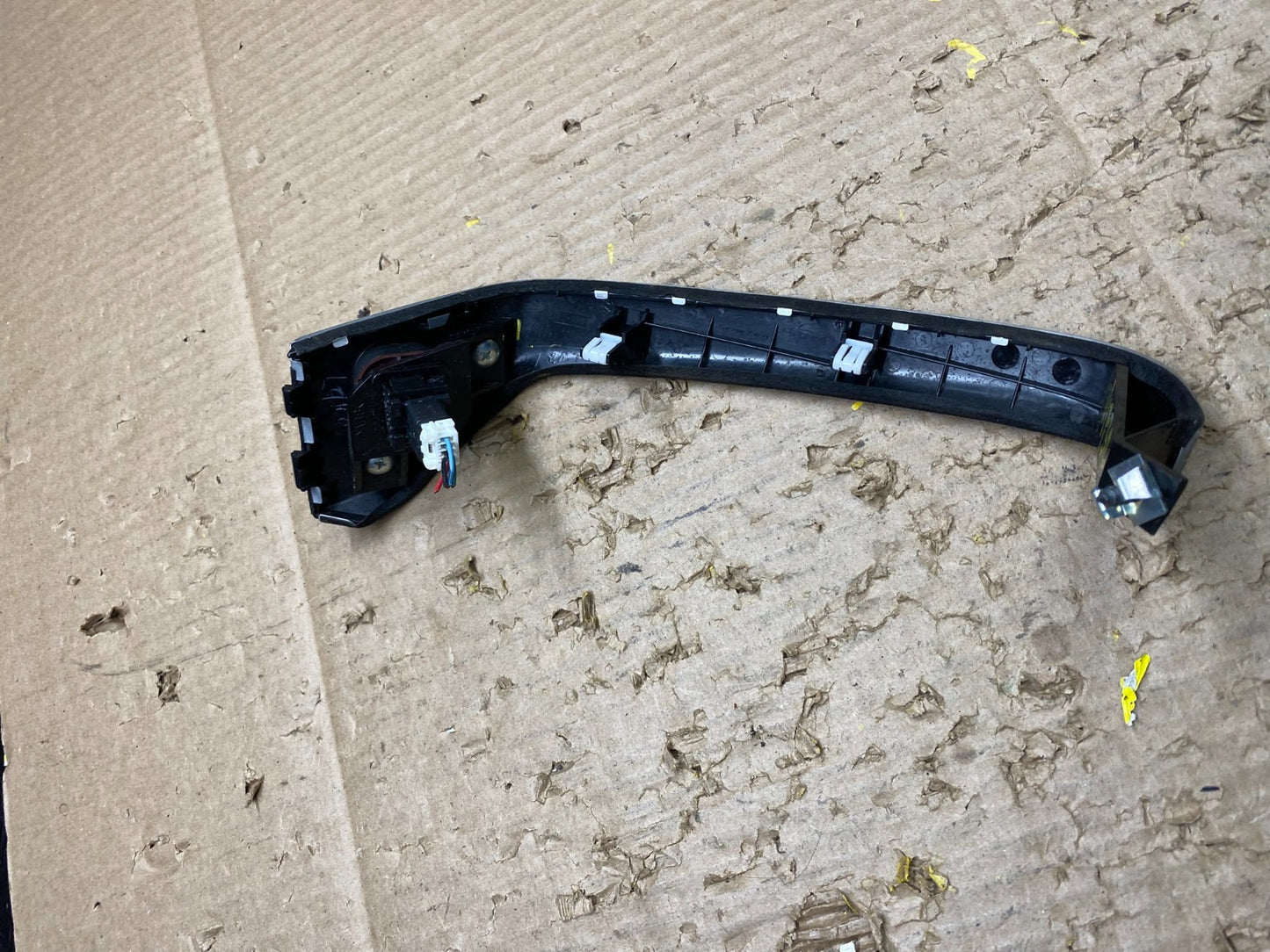 2009-2010 Nissan Murano Dash Trim Panel With Hazard Buttom Switch OEM V1732 DG4