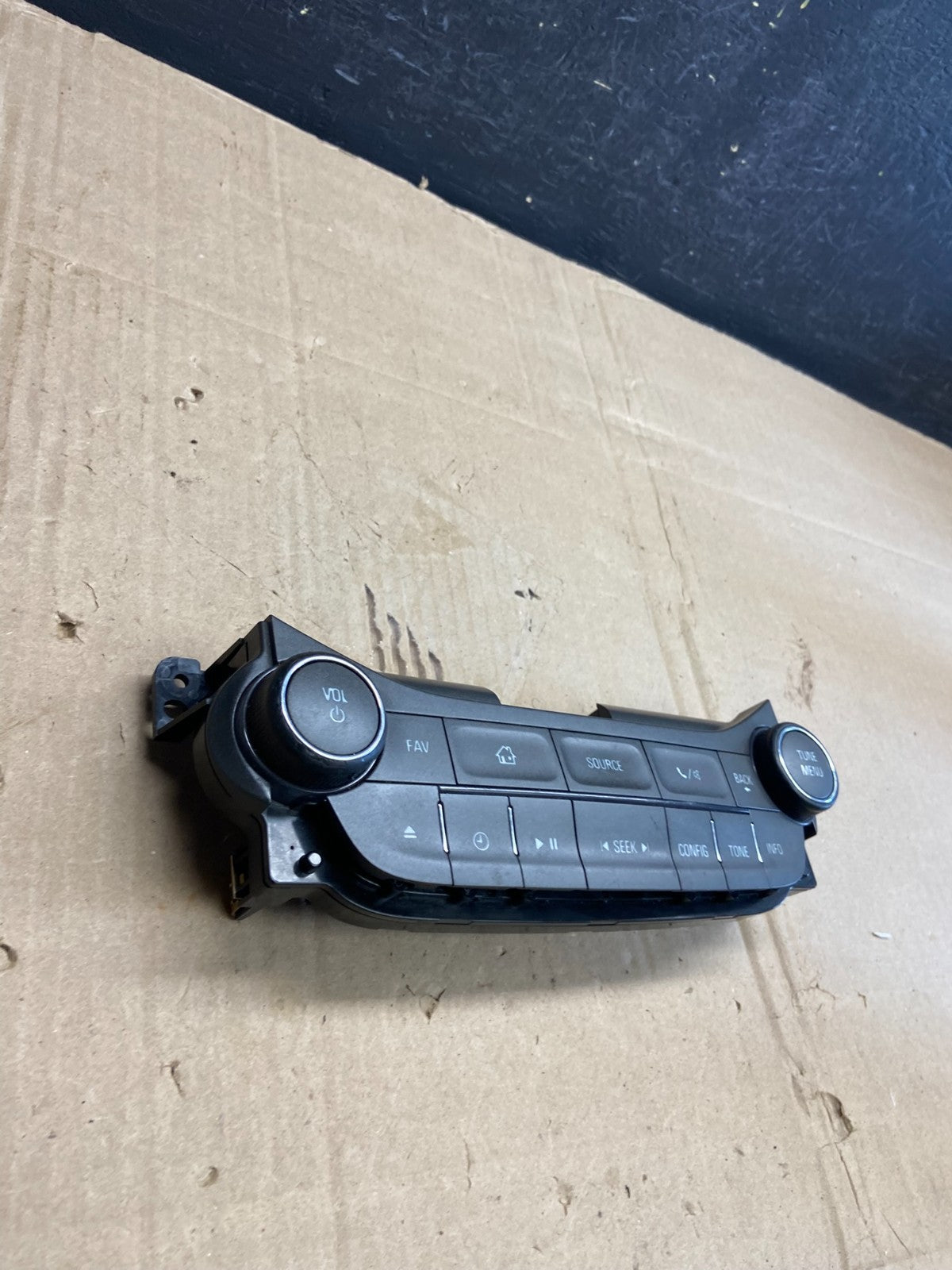 2013 2014 2015 Chevrolet Malibu AM FM Radio Control Panel AD7132 DG1