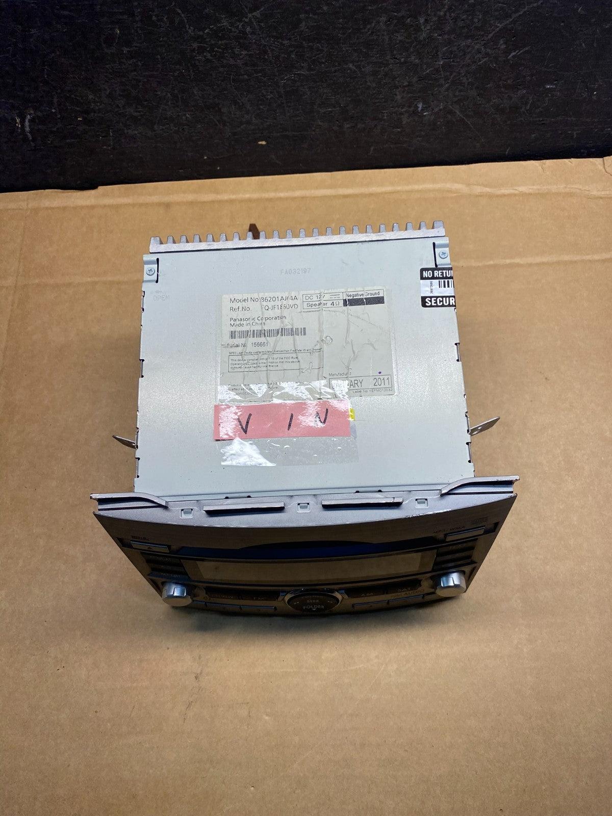 2010 to 2012 Subaru Legacy AM FM CD MP3 Radio Player AD7569 DG3