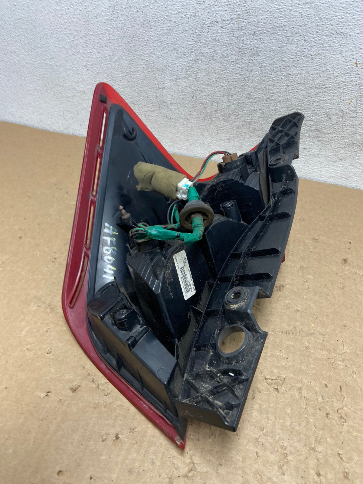 2014 - 2019 Nissan Versa Note Hatchback Right Passenger Tail Light AF8041 LK5