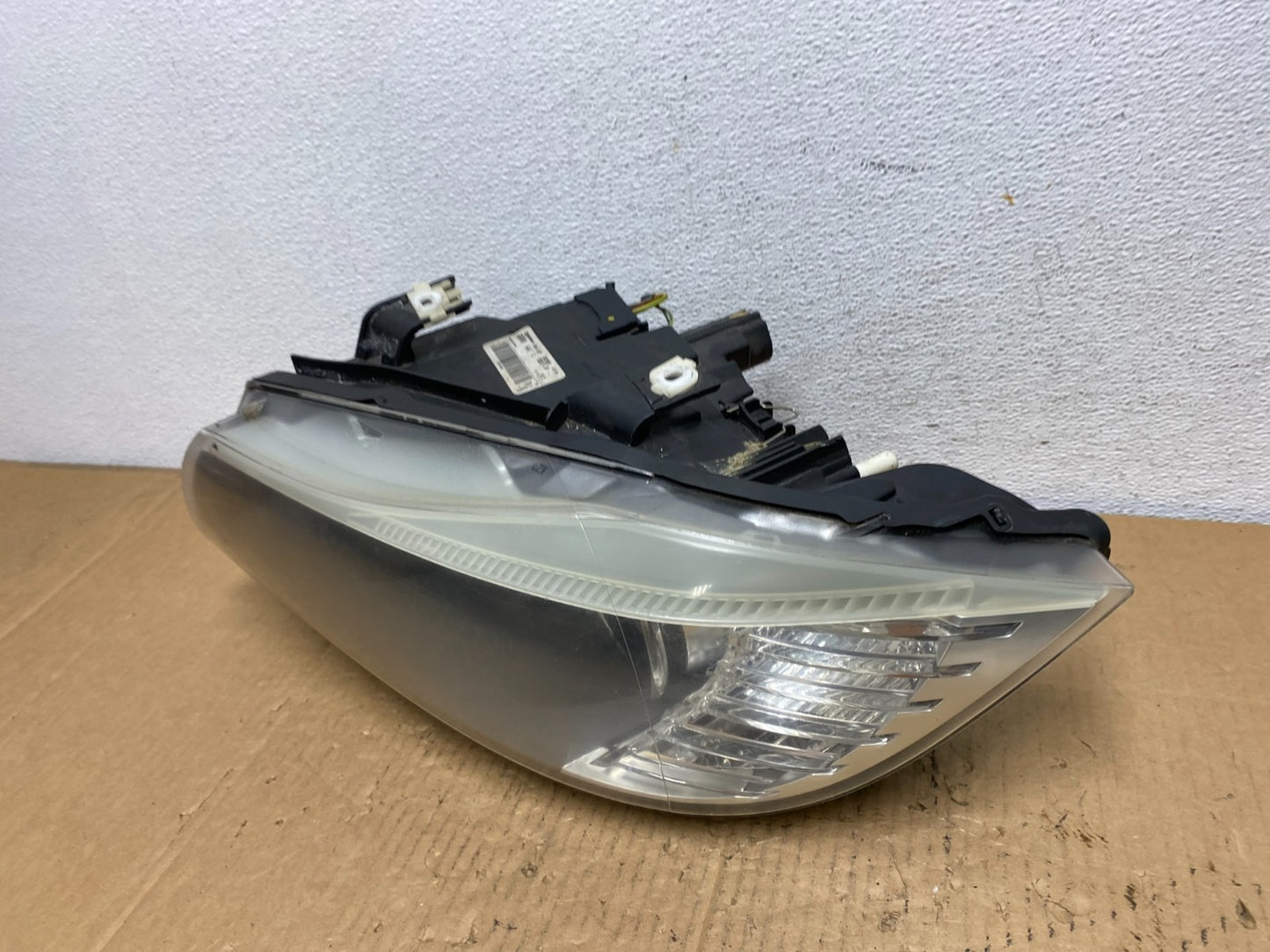 2009-2011 Bmw 3 Series 328i 4/D Sedan Left Driver Headlight Halogen AD1099 DW1