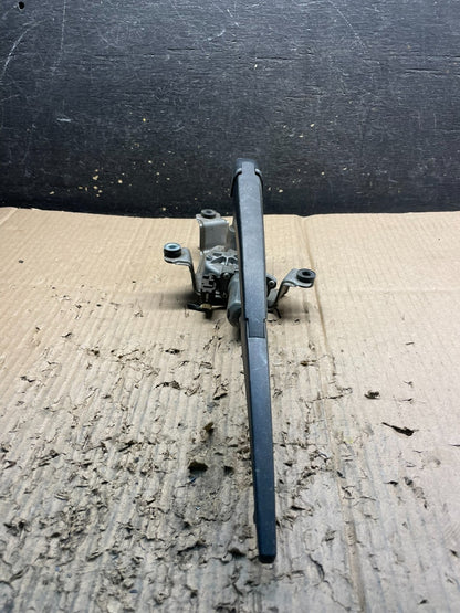 2014-2021 Dodge Durango  Tailgate Back Door Rear Wiper Motor Wiper X4235 DG4