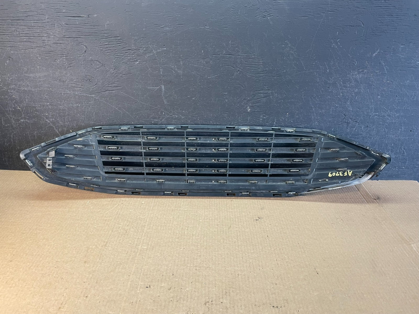 2017 to 2018 Ford Fusion Front Upper Grille Chrome Grill Bumper AF3709 DG3