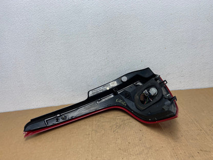 2009 to 2011 Volvo XC60 Right Passenger RH Tail Light AD1303 LK4