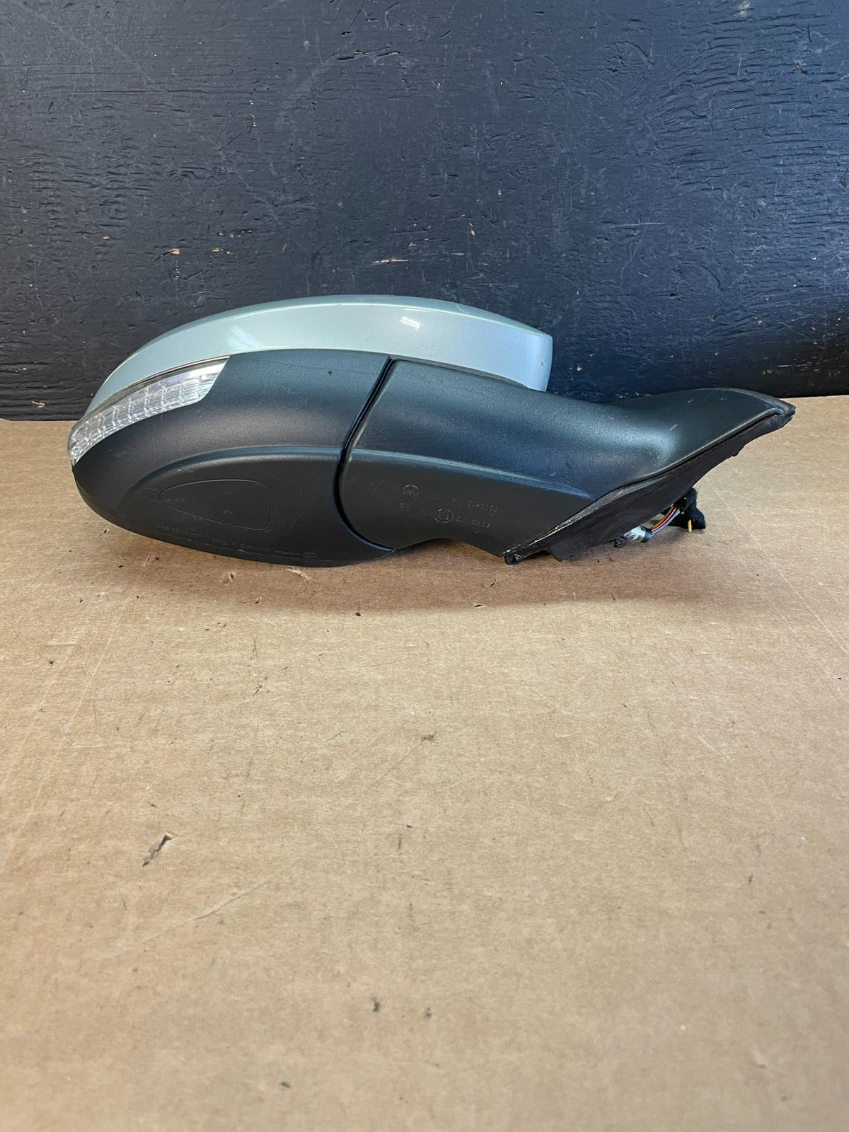 2009 to 2018 Volkswagen Tiguan Right Passenger View Door Mirror AE8347 DW3