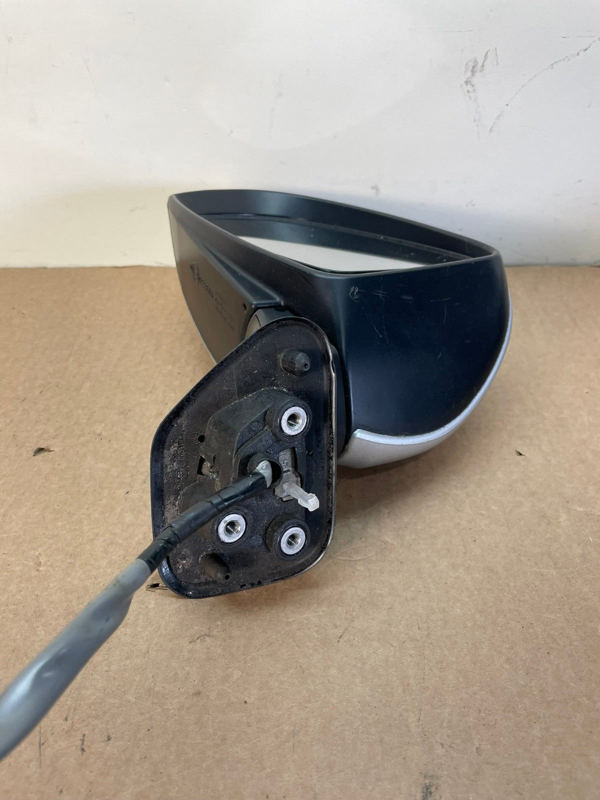 2010 to 2015 Toyota Prius Left Driver LH Side View Door Mirror AH0245 LK4