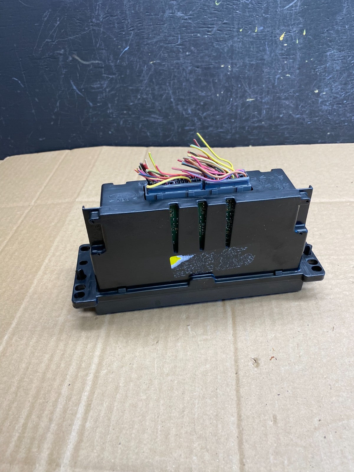 2003 to 2006 Lincoln Town Car Climate Control Panel AC9300 DG4