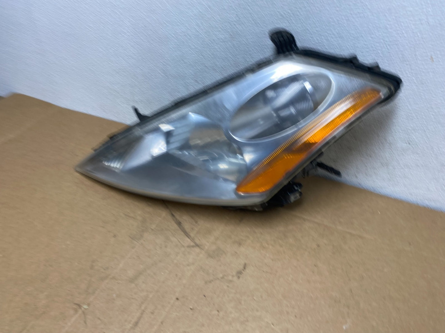 2003 to 2007 Nissan Murano Headlight Halogen Left Driver LH AD6070 DW1