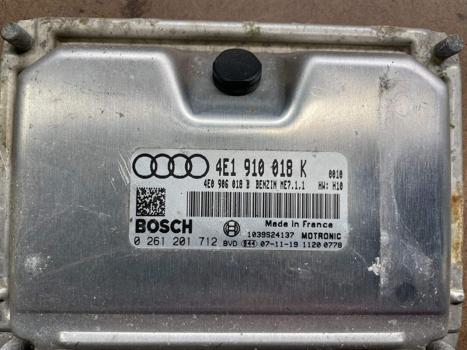 Volkswagen Audi PCM ECM ECU 4E1910018K H40762