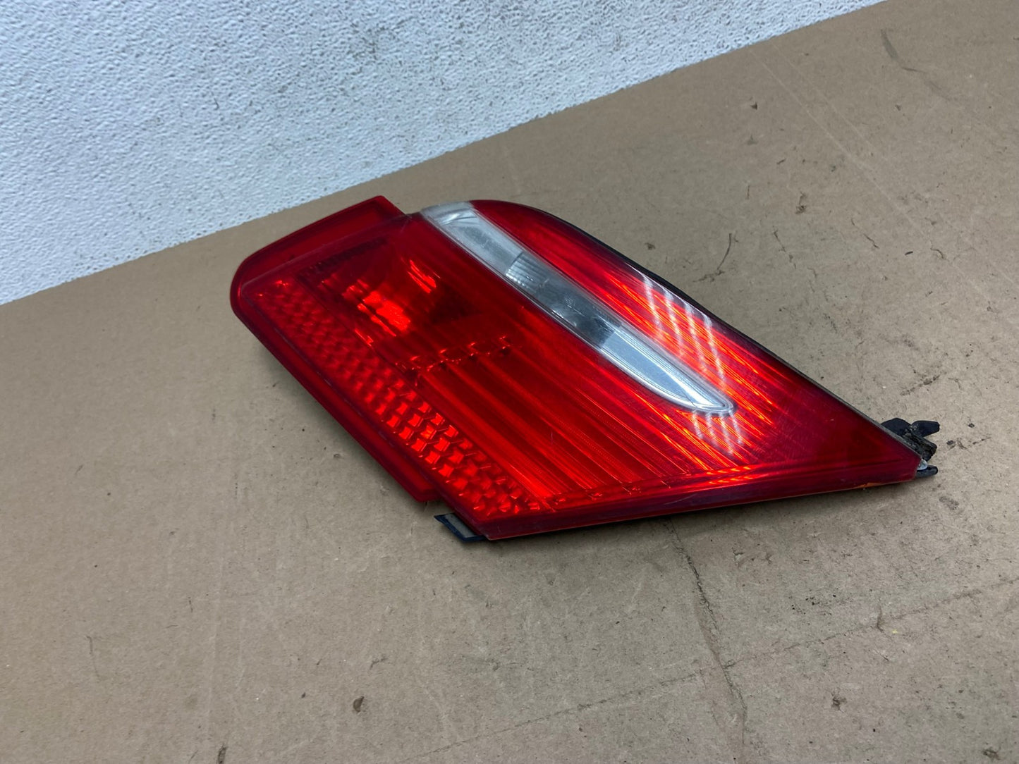 2006 - 2008 BMW 7-Series 750li 760li Right Passenger Inner Tail Light AE6844 LK1