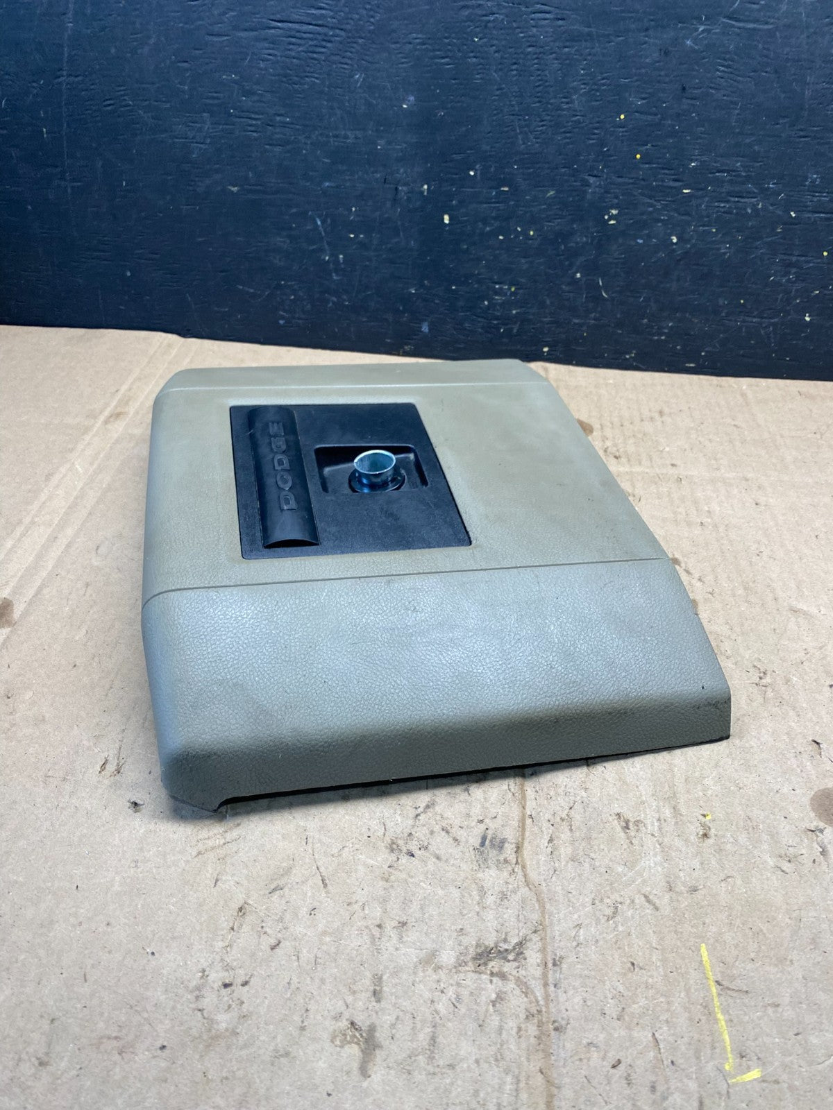 2009 to 2018 Dodge Ram Floor Center Console Trim Cover Socket o9968 DG4