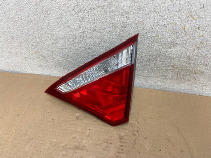 2015 - 2017 Toyota Camry Right Passenger RH Side Tail Light Inner AH9456 LK1