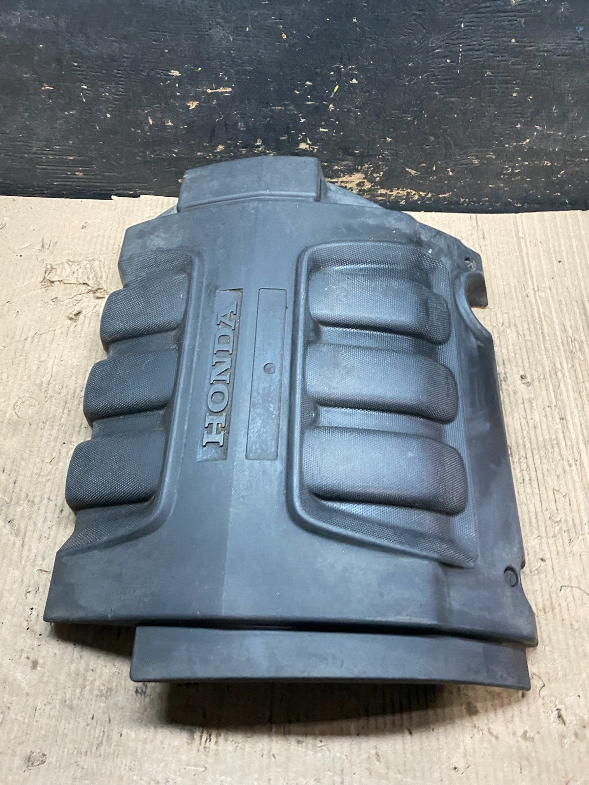 2005 to 2007 Honda Odyssey Black Engine Cover 3.5L No # V4073 DG3