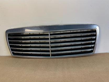 1996 to 1999 Mercedes Benz E320 Front Upper Grill Grill 2108880123 af8537 DG0