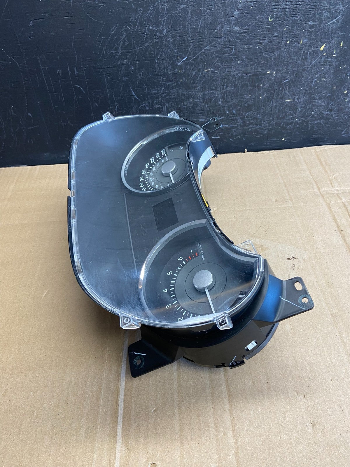 2008 Mercury Mountaineer Speedometer Cluster Gauge ad7059 DG1