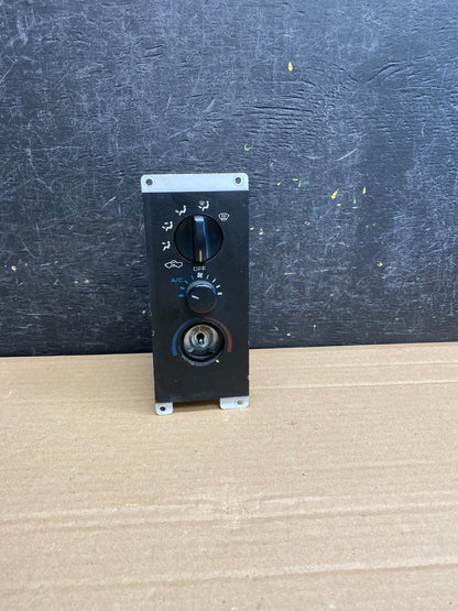1997-2000 Dodge Dakota Climate Temperature Control A/C Heater Panel OE AG0005 DG0