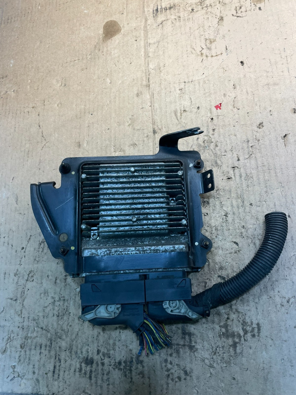 2009 Dodge Avenger Sebring 2.4L Engine Computer ECM ECU p05187404ac T2731 DG2