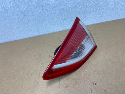2013 to 2016 Ford Escape Right Passenger RH Side Inner Tail Light OEM AC1725 LK2
