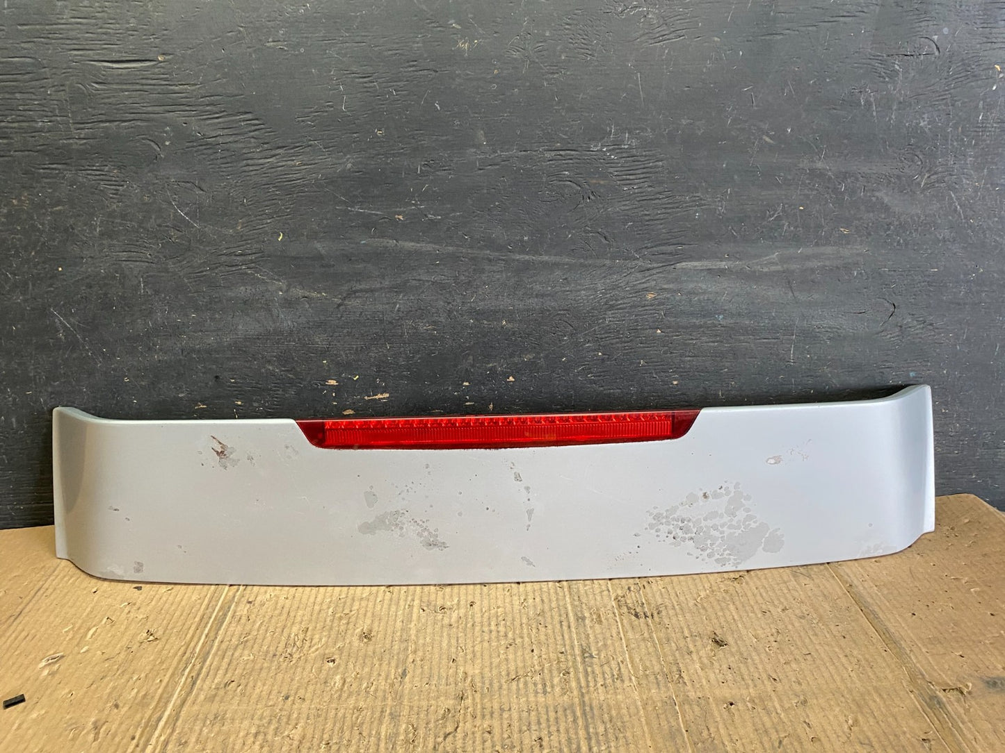 2005 to 2011 Hyundai Accent Trunk Lid Hatch 3rd Brake Light Spoiler S8770 DG0