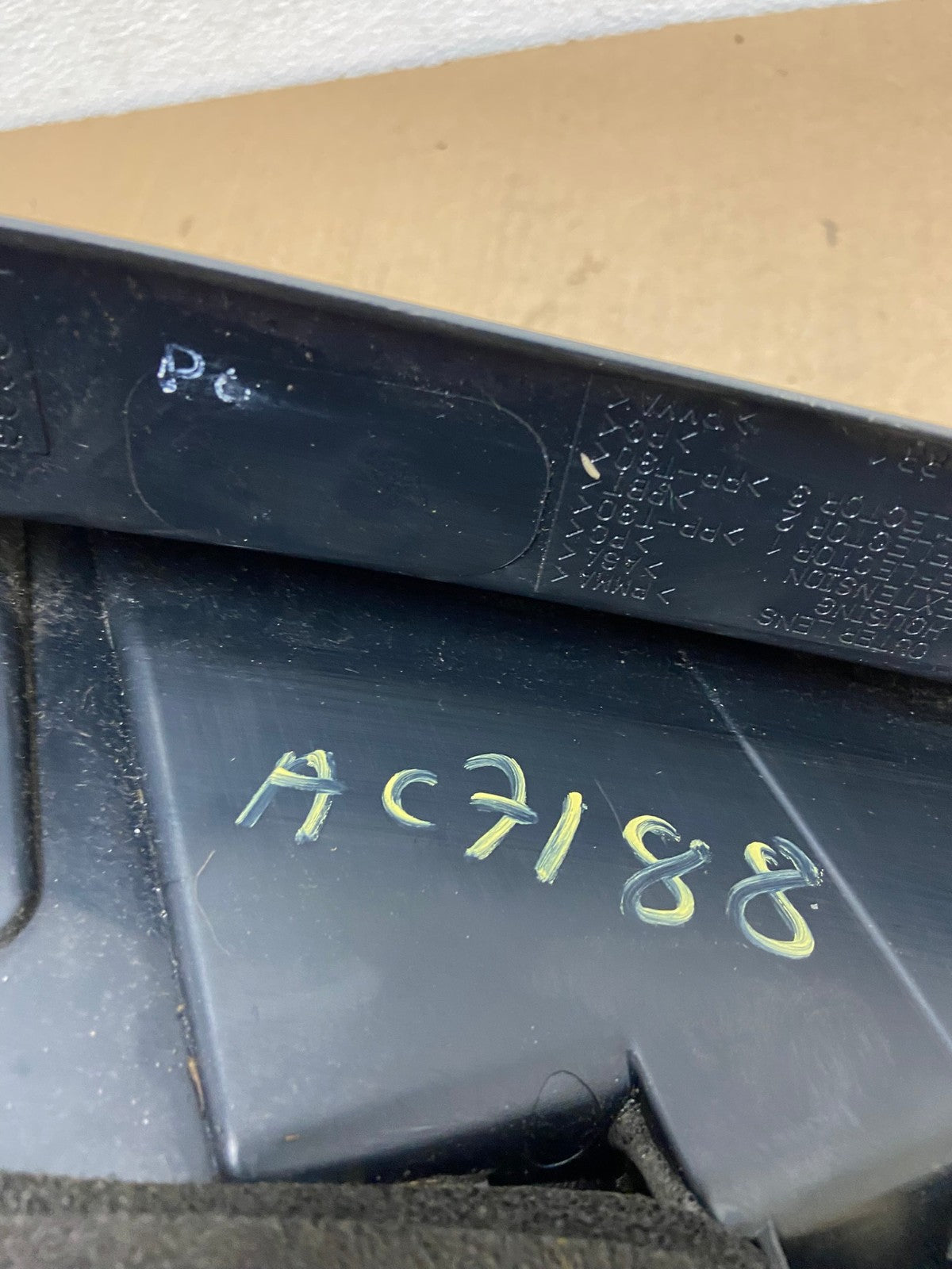 2004 2005 Toyota Prius Tail Light Left Driver Lh Side AC7188 LK6