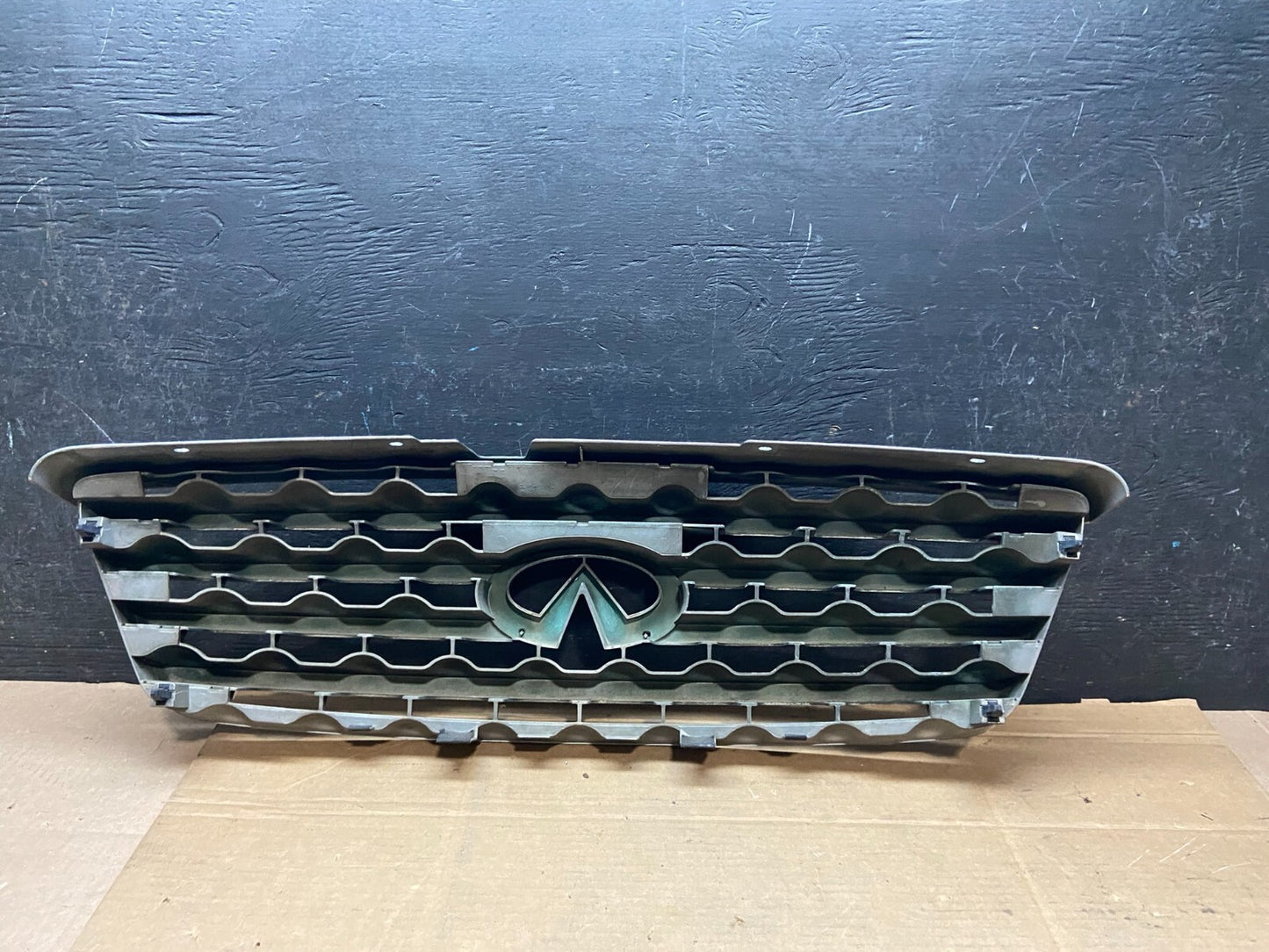 2003 2004 2005 Infiniti FX35 Grill Grille W/ Emblem Oem i2891 DG16