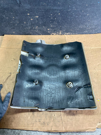 2001 to 2004 Cadillac Deville Seville Northstar Engine Motor Cover Q8511 DG6