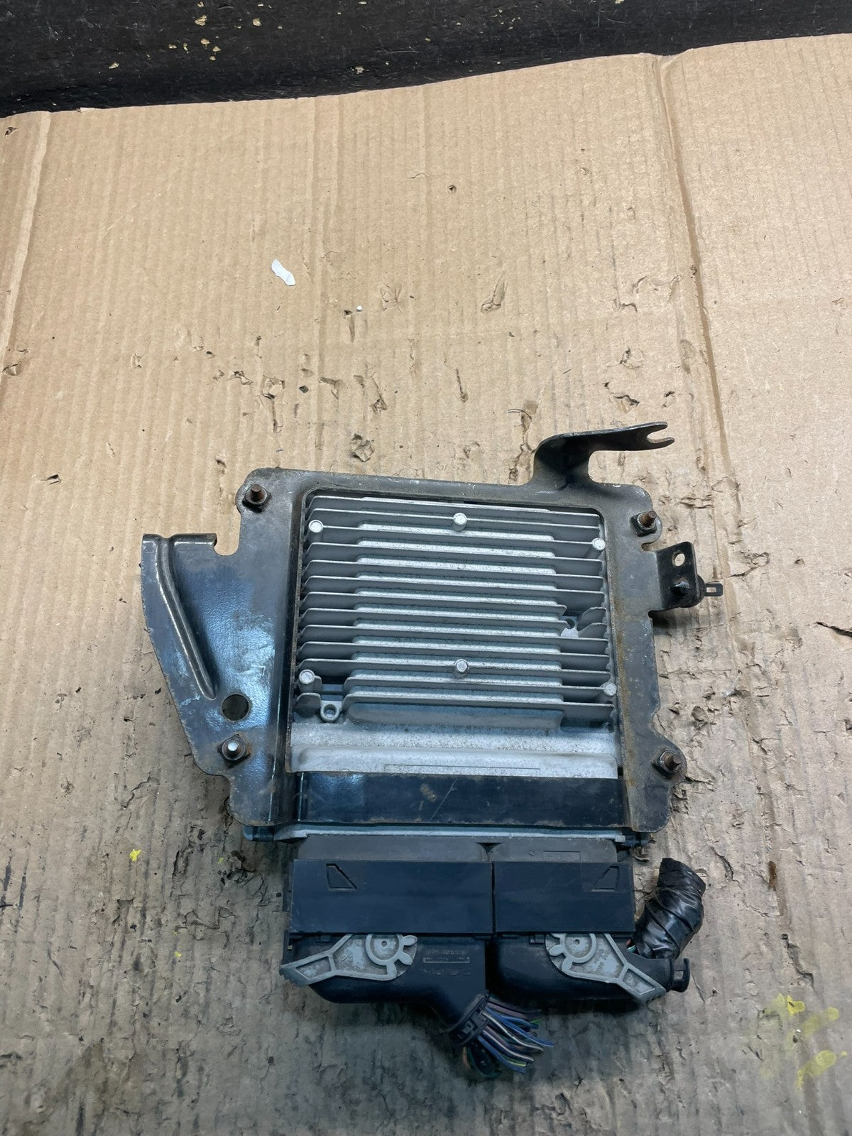 2007 to 2010 Dodge Avenger Sebring Engine Control Unit ECU X4192 DG2