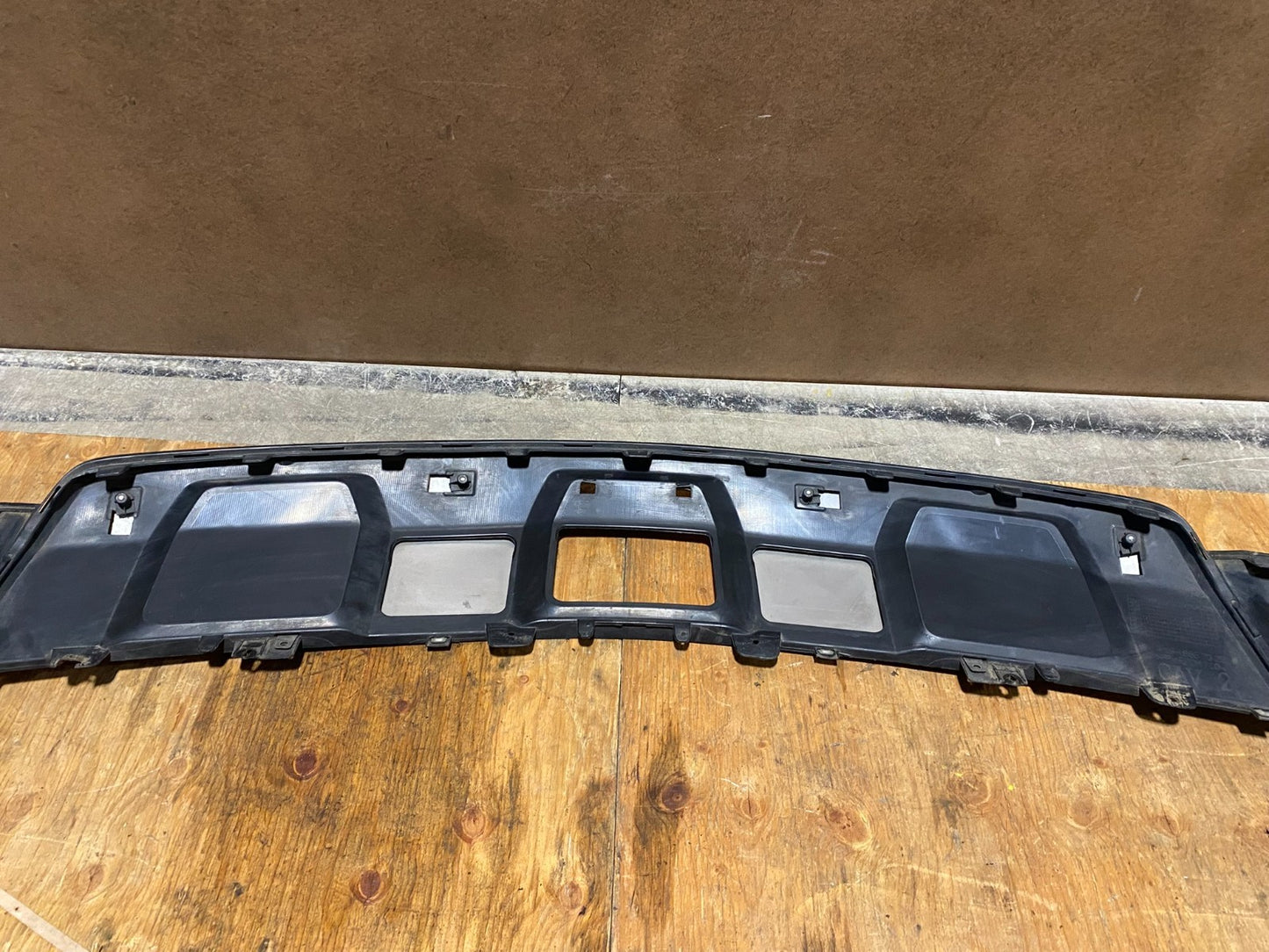 2009 to 2011 Mercedes Benz ML350 Front Bumper Cover Valance R91056