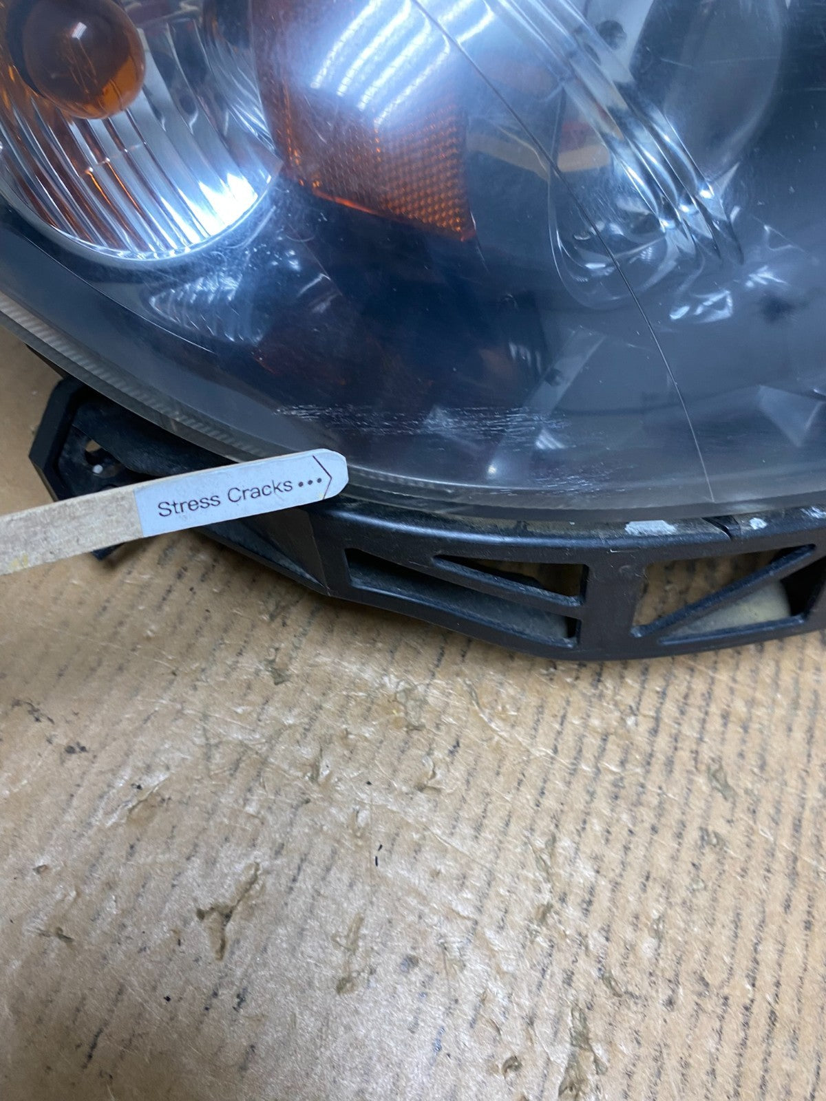 2004 to 2009 Mazda 3 Hatchback Right Passenger Rh Side Headlight AE1178 DW4
