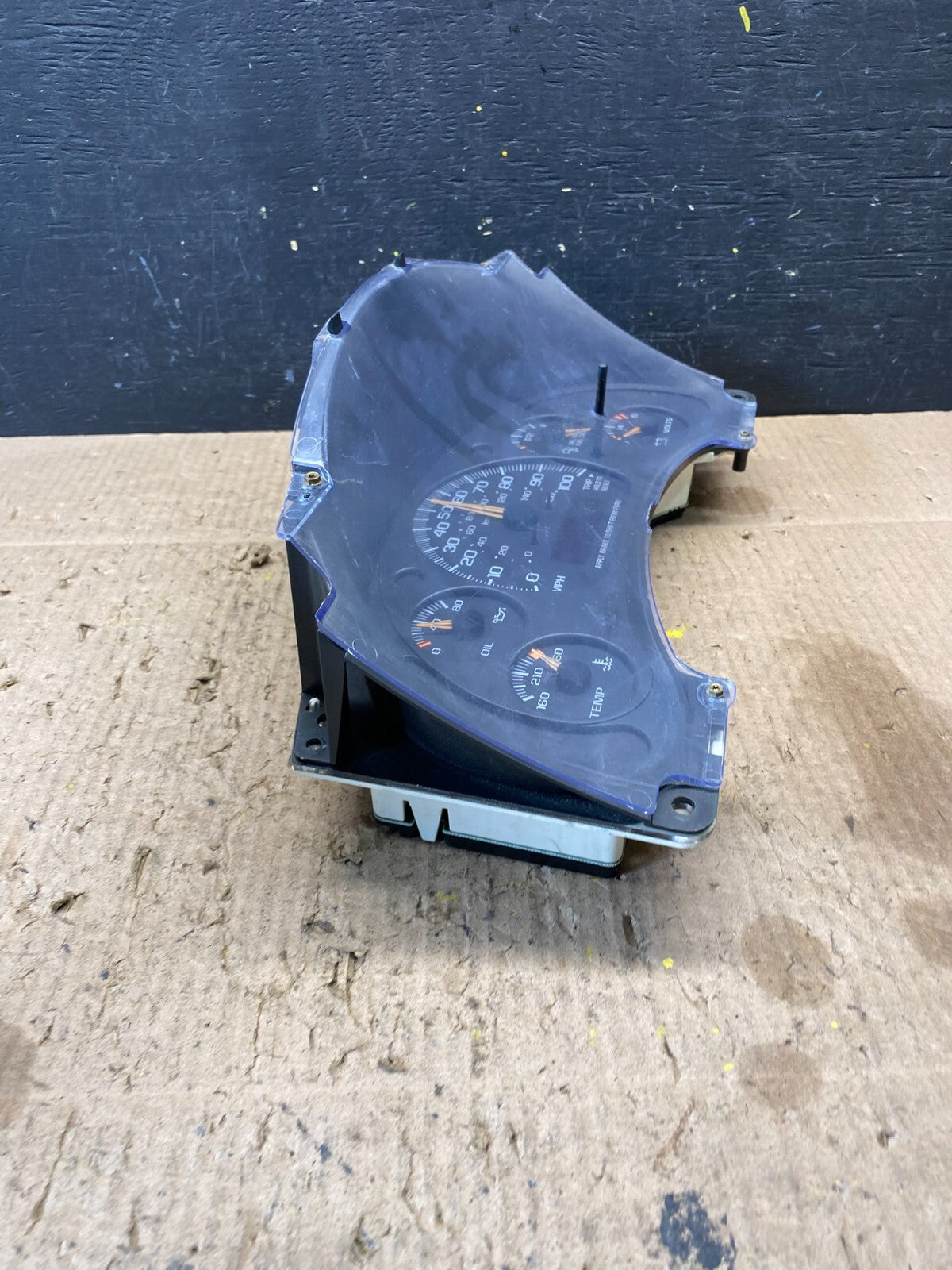 2001 to 2002 Chevrolet Express Speedometer Cluster Gauge N0444 PS1