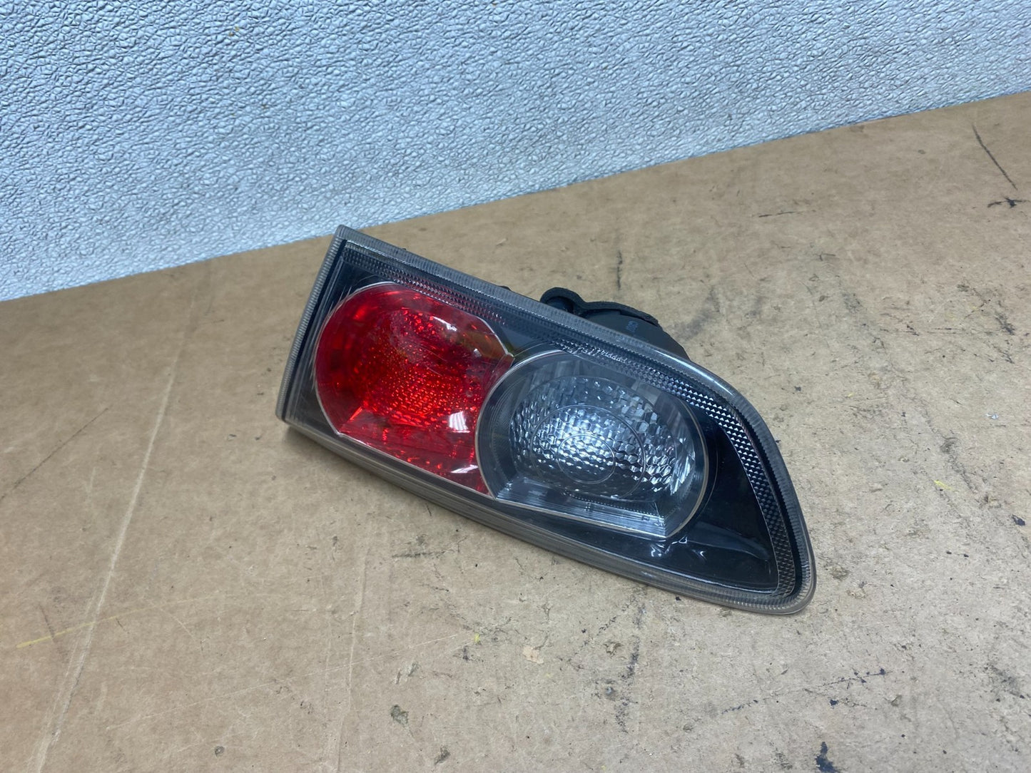 2008-2015 Mitsubishi Lancer Evo 10 X Right Passenger Inner Tail Light X5622 DW1