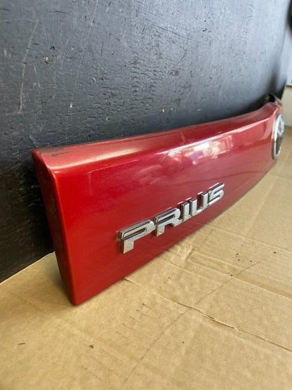 2010 - 2015 Toyota Prius Trunk Rear Tailgate Molding Panel 76801-00900 ac9674 DG2