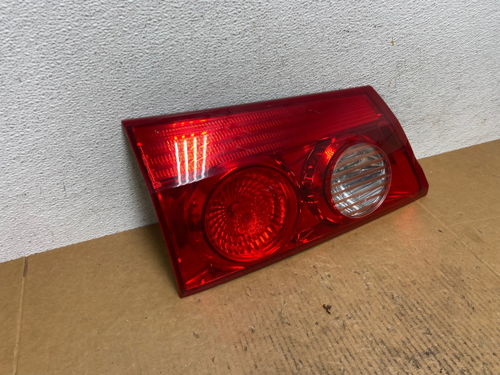2006 - 2010 Toyota Sienna Left Driver Lh Side Inner Tail Light AE0615 LK2