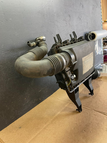 2010 to 2018 Mercedes-Benz Sprinter 2500 3.0L Air Cleaner Box AE0886 DG2