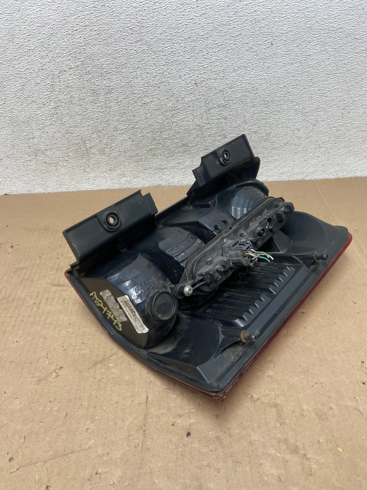 2008 to 2012 Jeep Liberty Left Driver Side Lh Tail Light AG4743 LK6
