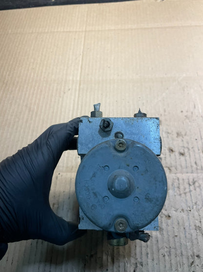 2004 2005 Dodge Durango ABS Anti Lock Brake Pump OEM x8784 DG5