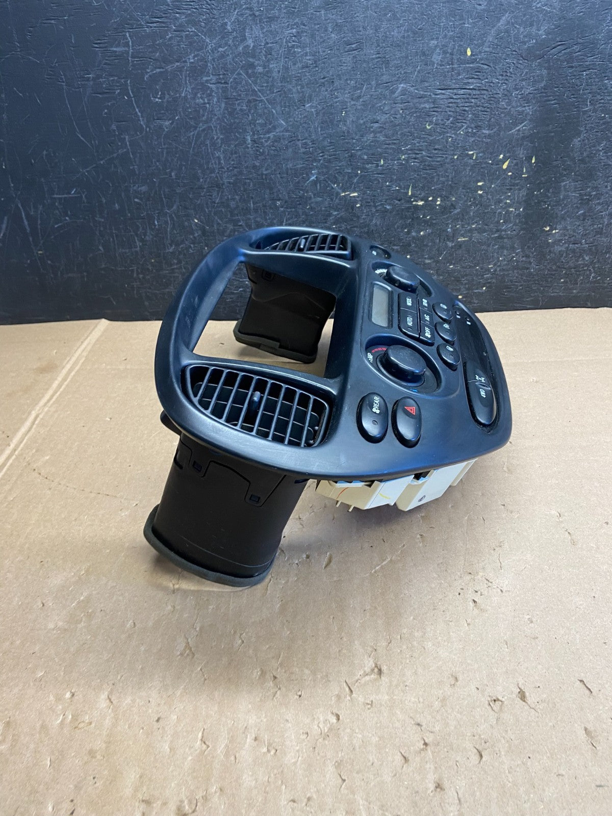 2001 to 2004 Toyota Sequoia AC Temp Heater Climate Control Bezel AI6372 DG1