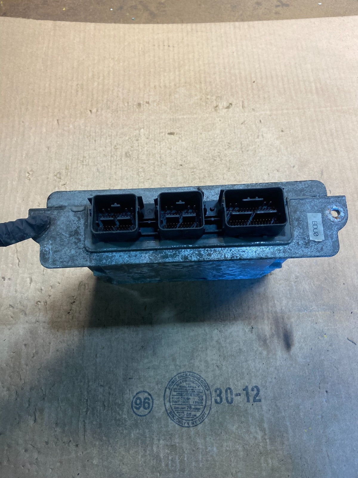 2006 Ford E350 Engine Control Module Computer ECM 6C2A-12A650-ACA Z8672 DG1