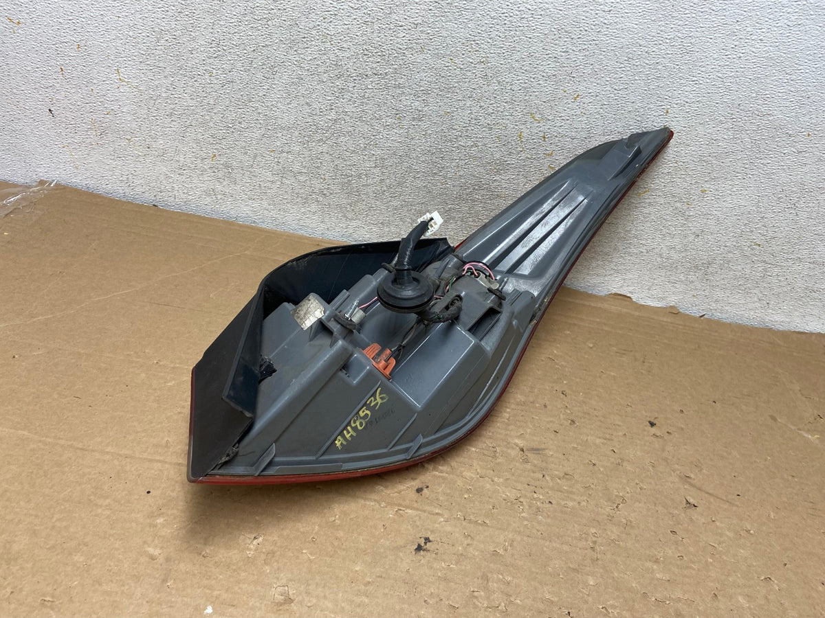2011 2012 2013 Hyundai Elantra Sedan Left Driver Side Tail Light AH8536 LK5