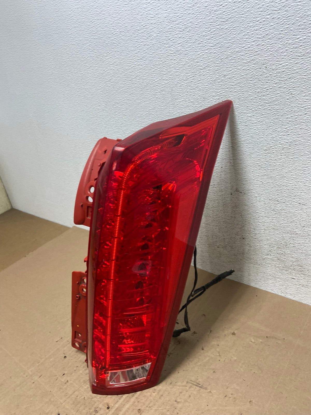 2010 to 2016 Cadillac Srx Right Passenger RH Side Tail Light AE6121 LK1