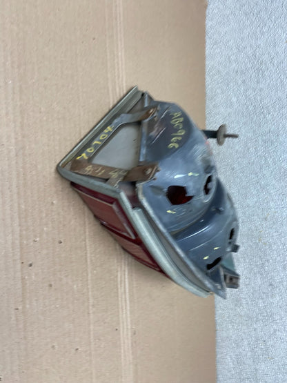 1980 Oldsmobile Delta 88 Left Driver LH Side Tail Light AB0966 LK8