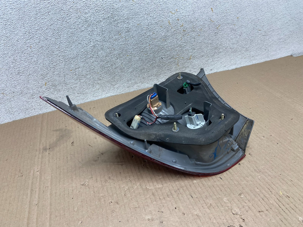 2001 to 2003 Honda Civic Coupe Left Driver Side Lh Tail Light AI9531 LK6