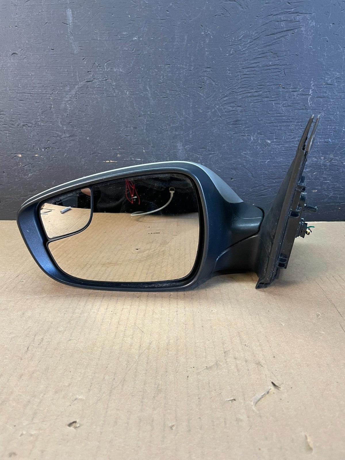 2012 to 2017 Hyundai Accent Left Driver LH Side View Door Mirror AD5565 DW4