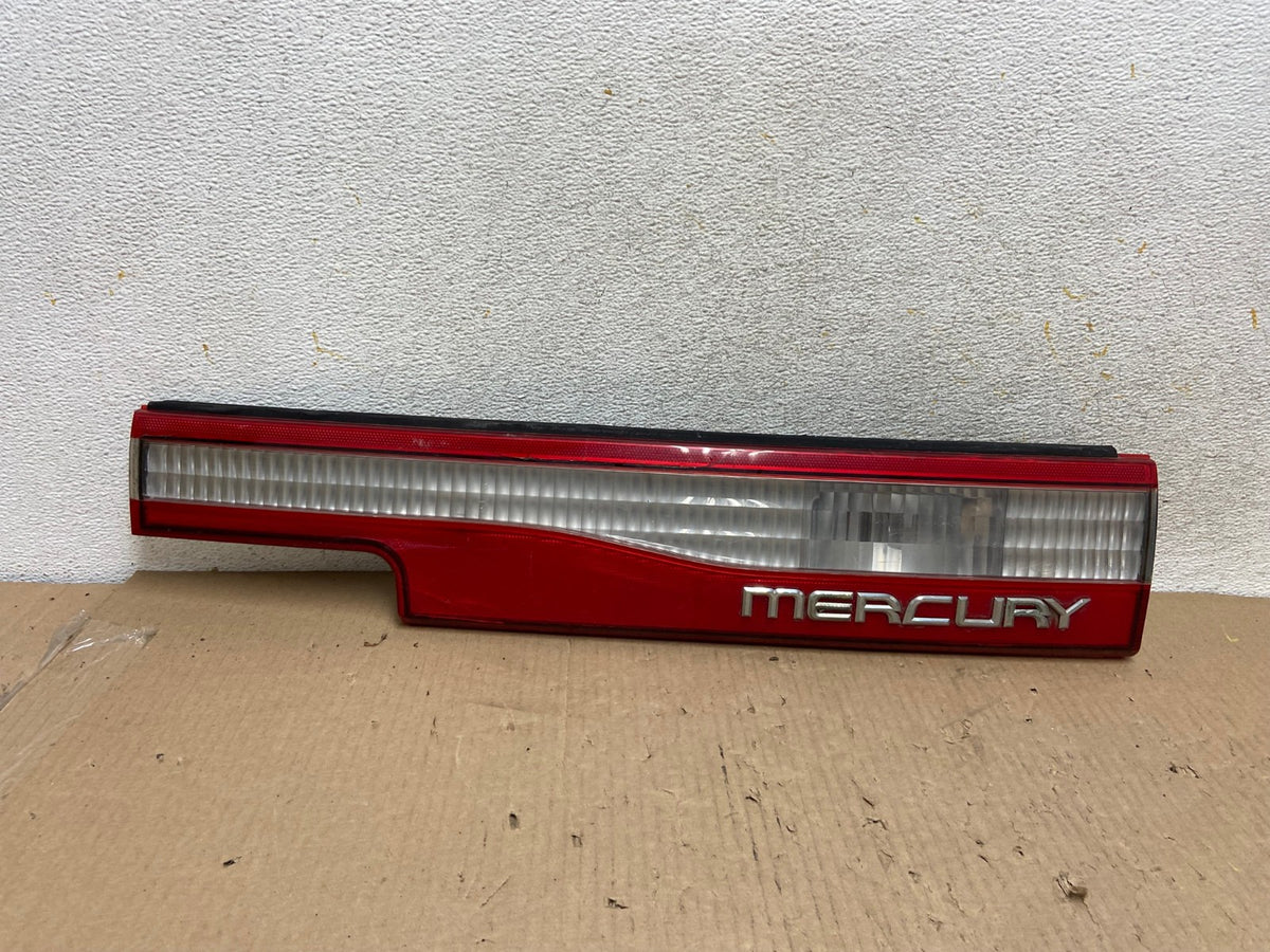 1996 to 1998 Mercury Villager Right Passenger Side Inner Tail Light AH59140