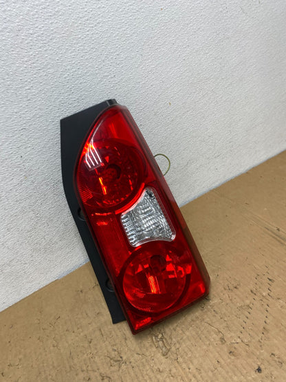 2005 to 2015 Nissan Xterra Right Passenger Rh Side Tail light AD2504 DW2