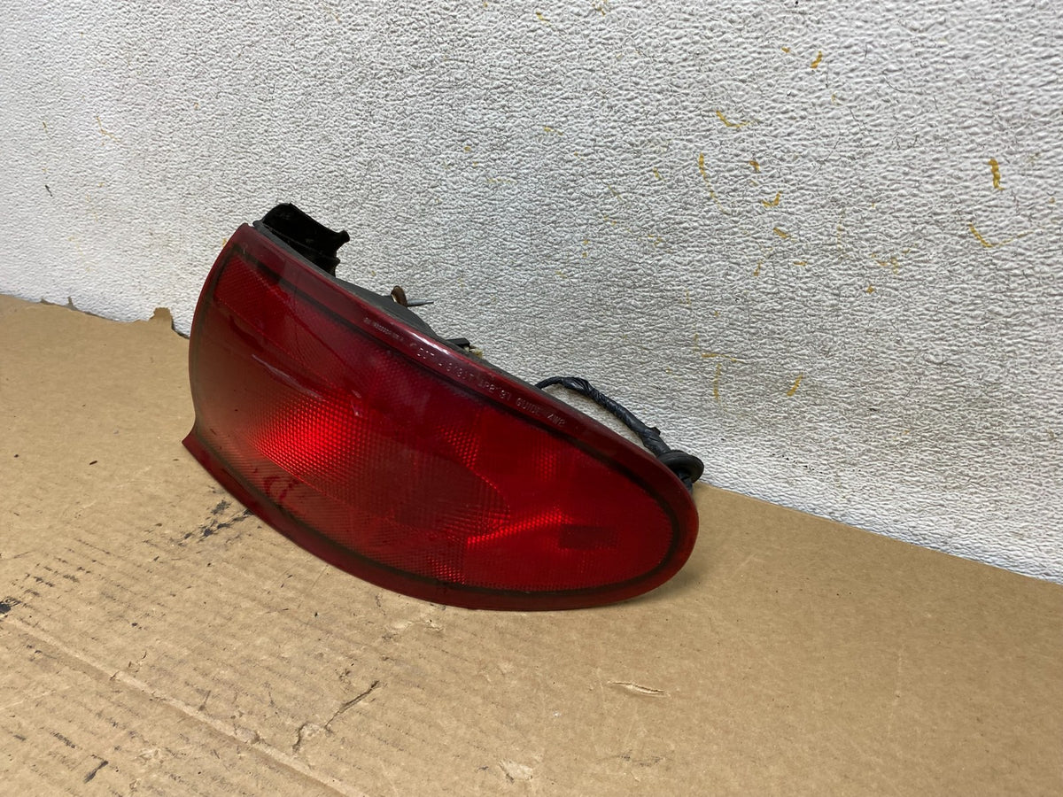 1997 to 2004 Buick Regal Right Passenger RH Side Tail Light ah8042 DG2