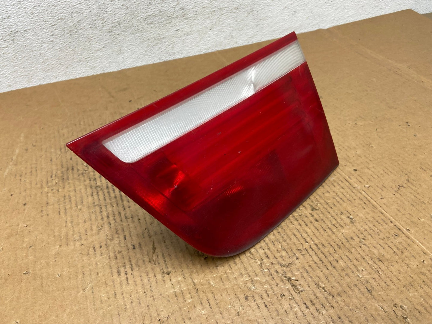 2007 to 2010 Bmw X5 E70 Right Passenger Rh Side Inner Tail Light AE0227 LK2